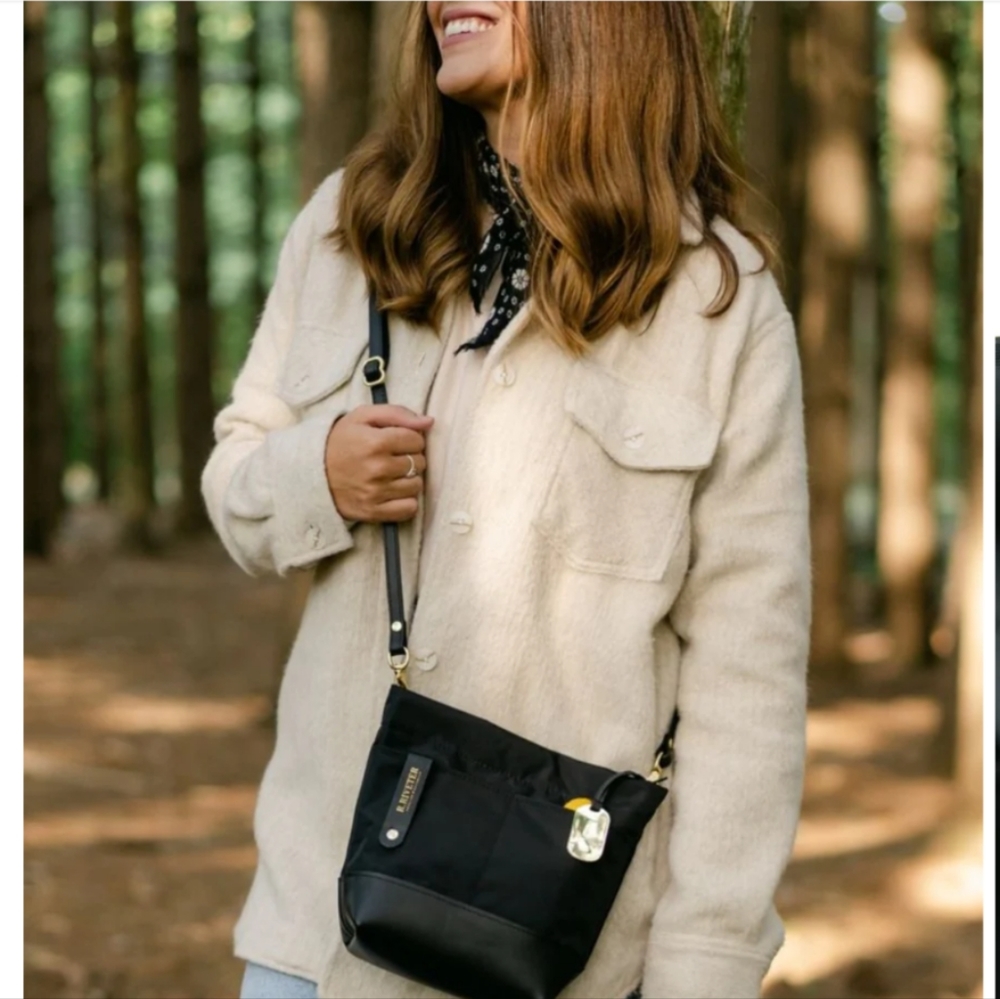 Stylish Black Shoulder Bag
